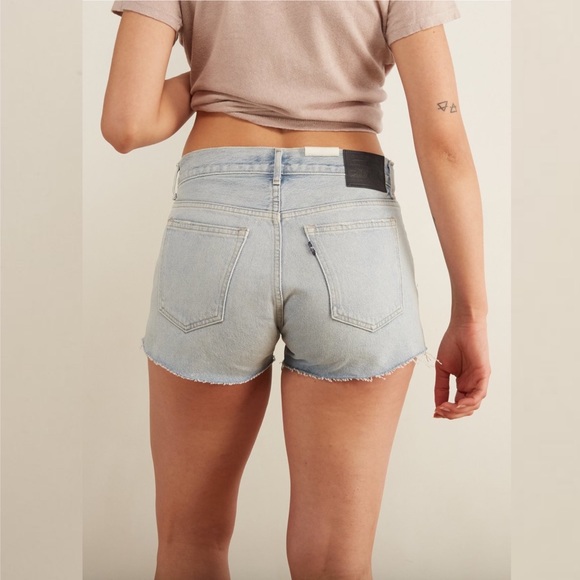 Levi’s Made & Crafted High Rise Cheeky Jean Shorts - Picture 2 of 6